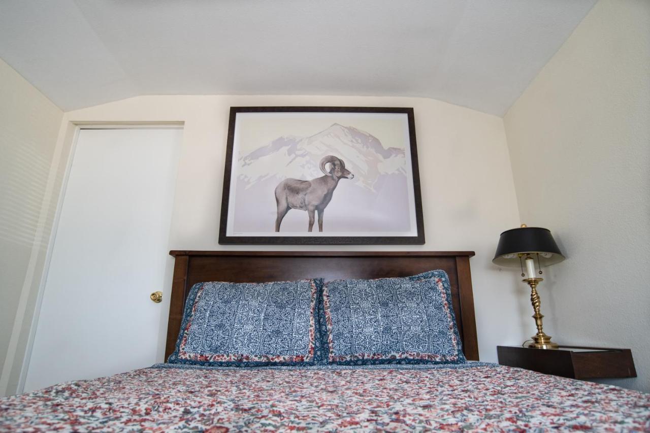 Mt Williamson Motel And Basecamp インディペンデンス エクステリア 写真