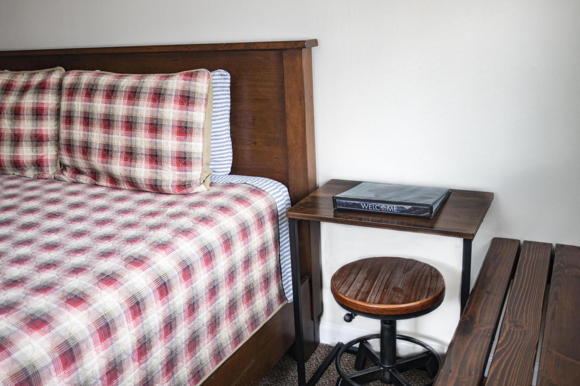 Mt Williamson Motel And Basecamp インディペンデンス エクステリア 写真